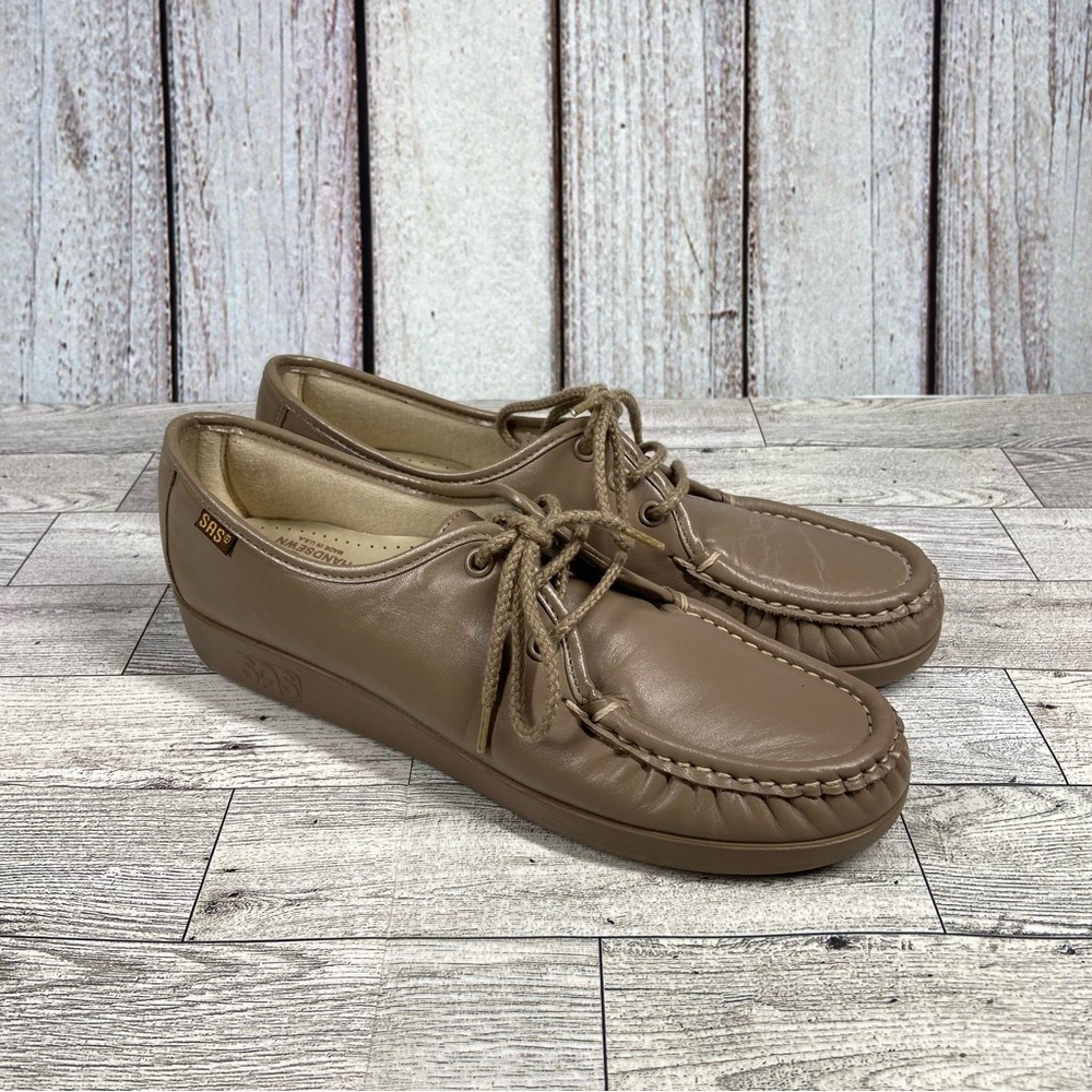 SAS Shoes Womans Size 8 Slim Beige Siesta Leather Loafers Moccasins Lace up
